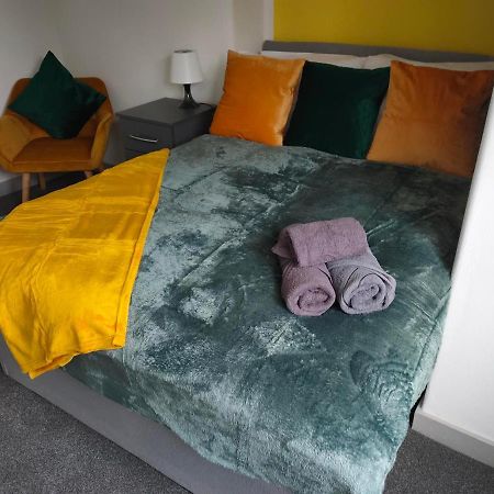 Villa Jewel Of Barking London Extérieur photo