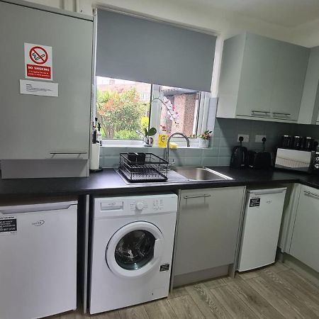 Villa Jewel Of Barking London Extérieur photo