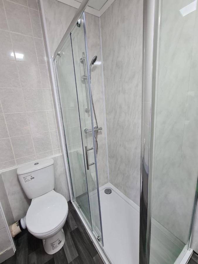 Villa Jewel Of Barking London Extérieur photo